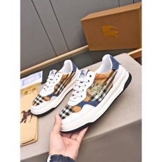 Burberry Low Shoes